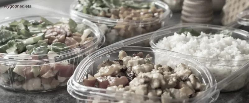 Jaka jest dieta lekkostrawna? Zasady, produkty i przykładowy jadłospis