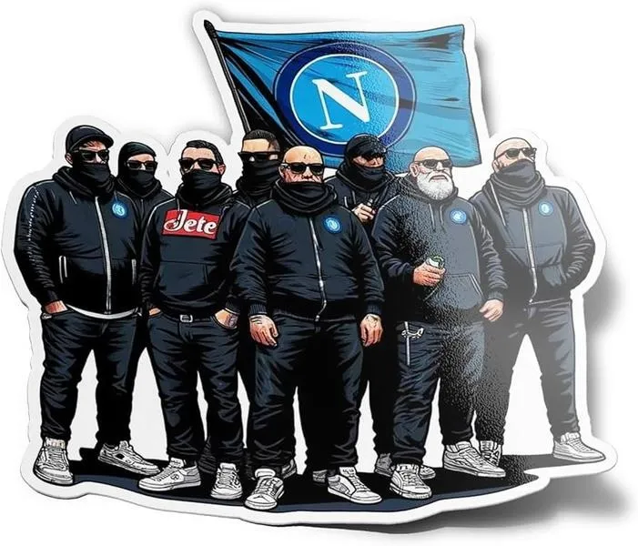 Ultras w piłce: Jak zorganizowany doping tworzy niezapomnianą atmosferę na stadionie?