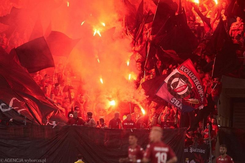 Widzew Łódź: transfery 2026 i wielka rewolucja kadrowa – kto odejdzie, kto przyjdzie?