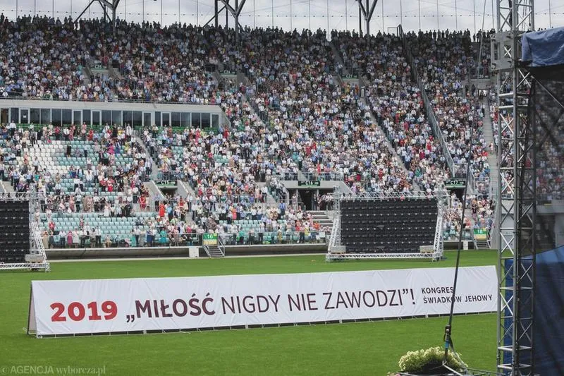 Agresja stadionowa